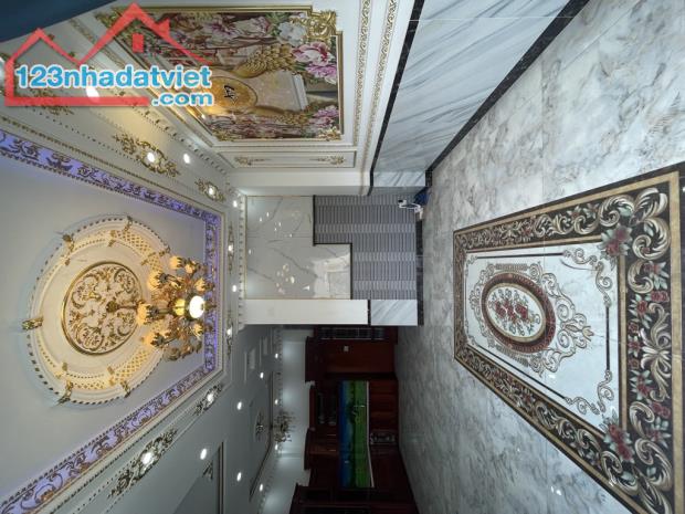 Bán Nhà Đẹp Gara Ô Tô, 4PN, 5WC – 4 Tầng, 78m², Gần Tân Bình, Chỉ 8.4 Tỷ!