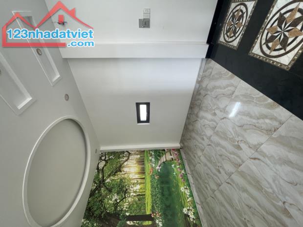 Bán Nhà Đẹp Gara Ô Tô, 4PN, 5WC – 4 Tầng, 78m², Gần Tân Bình, Chỉ 8.4 Tỷ! - 3