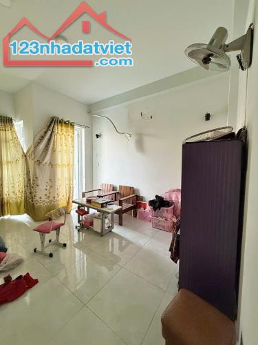 🌺NHÀ MẶT TIỀN 3 TẦNG đường THẠNH LỘC 15, phường THẠNH LỘC,Q12,dt 160m2(4mx40m)💵6tỷ ✍️NHÀ