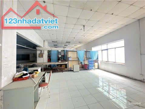 Cho thuê nhà xưởng 1ha góc 2 mặt tiền Khu Công Nghiệp Bình Dương, giá thuê 900tr/tháng. - 1