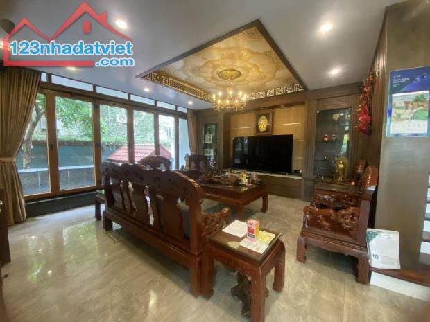 biệt thự sân vườn Nguyễn Sơn-Gia Thuỵ, 215m x4tầng, mặt tiền 12m, ôtô tránh, ôtô vào nhà - 3