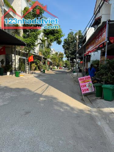 + Nhà 2 tầng đường Sơn thuỷ, khu bãi tắm Sơn Thuỷ gần các  khu phức hợp nghỉ dưỡng như - 2