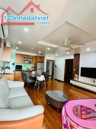 CẦN BÁN GẤP 1 CĂN HỘ CC 3 NGỦ, 80M2, HATESCO, HOÀNG MAI. GIÁ HƠN 4 TỶ. - 5