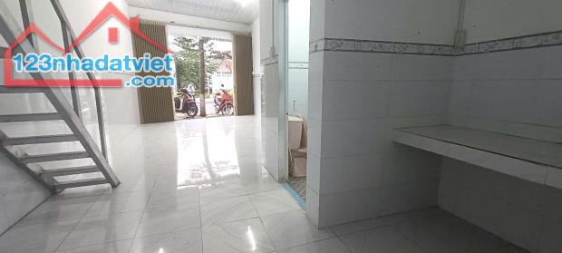 nhà 3,5 triệu 2 mặt tiền đường Huỳnh Phan Hộ thuận lợi cho việc kinh doanh - 4