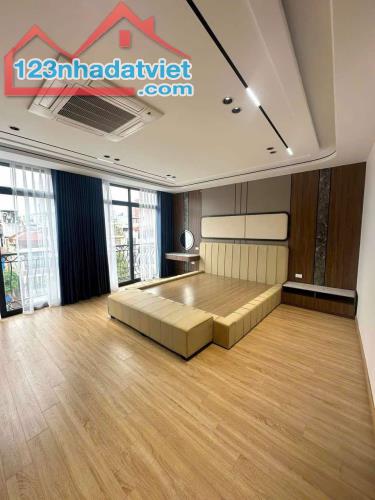 Bán Nhà MP Hồng Tiến Long Biên 48m2 7T. Đường 40m, Vỉa Hè Đá Bóng. 27.9 Tỷ - 4