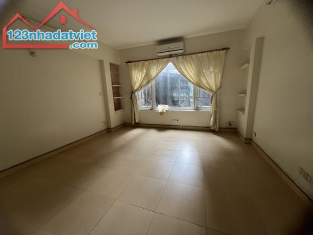 Bán nhà riêng đường Tam Khương, Đống Đa, 6 tầng dân xây, ô chờ thang máy, 5m ra mặt phố - 2