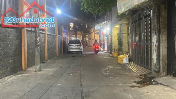 BÁN NHÀ QUẬN 11, HÒA BÌNH, GẦN ĐẦM SEN, 52M2, HẺM XE HƠI, NHỈNH 5 TỶ