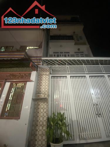 BÁN NHÀ QUẬN 11, HÒA BÌNH, GẦN ĐẦM SEN, 52M2, HẺM XE HƠI, NHỈNH 5 TỶ - 1