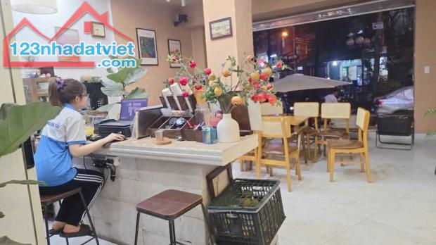 BÁN NHÀ PHÂN LÔ HOÀNG QUỐC VIỆT, LÔ GÓC, VỈA HÈ ÔTÔ TRÁNH, VIEW THOÁNG, 66M2 CHỈ 26 TỶ 800 - 1