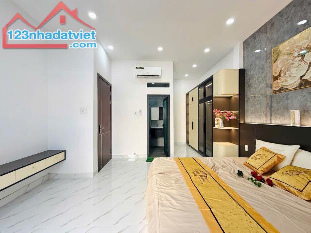 🔥🔥CHÀO BÁN SIÊU PHẨM ĐẸP TUYỆT, CÓ PHÒNG NGỦ DƯỚI TRỆT - ĐƯỜNG CÂY TRÂM - GÒ VẤP - 3