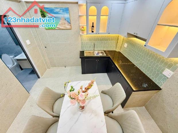 🚀 Bắt Trọn Cơ Hội! Nhà 3 Tầng Ngay Quang Trung – 5.2 Tỷ – Gần Sân Bay - 2