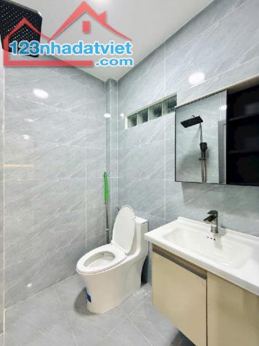 🚀 Bắt Trọn Cơ Hội! Nhà 3 Tầng Ngay Quang Trung – 5.2 Tỷ – Gần Sân Bay - 4
