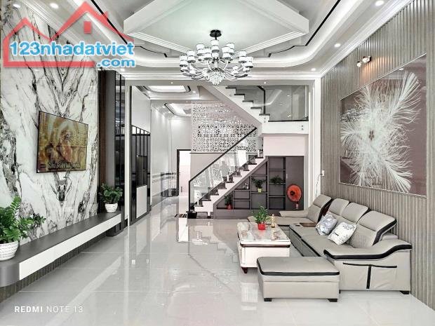 Bán nhà 1 trệt 2 lầu mới khu văn hoá tây đô giá rẻ nhất khu - 1