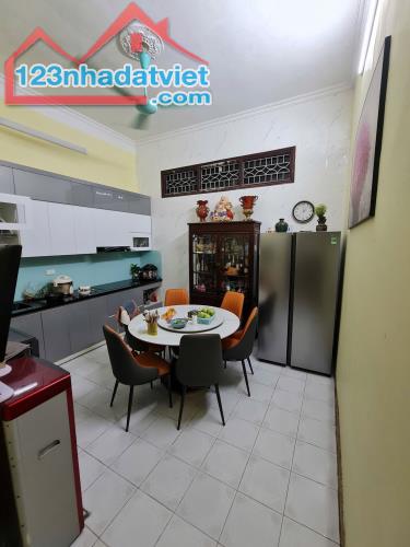 NHÀ NGÕ 105 XUÂN LA, TÂY HỒ-VỈA HÈ-Ô TÔ-PHÂN LÔ:55M X4T, MT 4,2M, GIÁ 18,9 TỶ. - 3