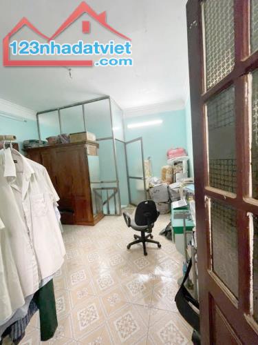 Bán nhà Trương Định 45m ngõ rộng gần mặt phố Giá đầu tư - 3