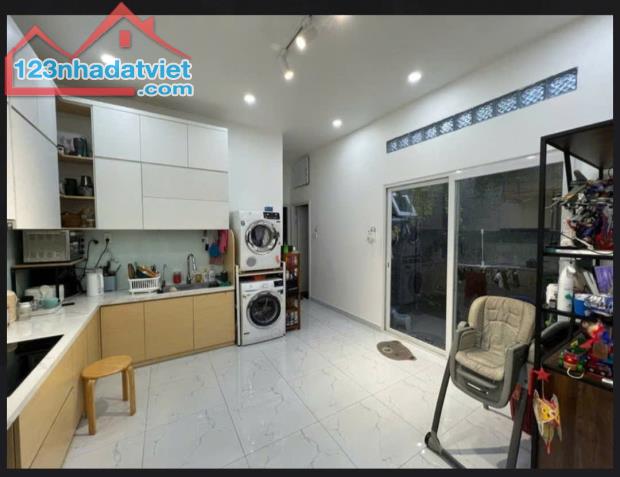 Bán nhà Nguyễn Sỹ Sách 67m², 2PN, 1 trệt 1 lầu, giá 7 tỷ - P.15, Tân Bình, TP.HCM - 2