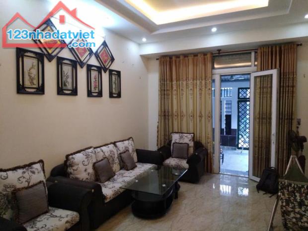 BÁN NHÀ QUẬN 9,NHÀ MỚI ĐẸP KIÊN CỐ 2TẦNG DT84M,HẺM XE HƠI NGAY NGUYỄN DUY TRINH,CHỈ 6TỶ TL - 1