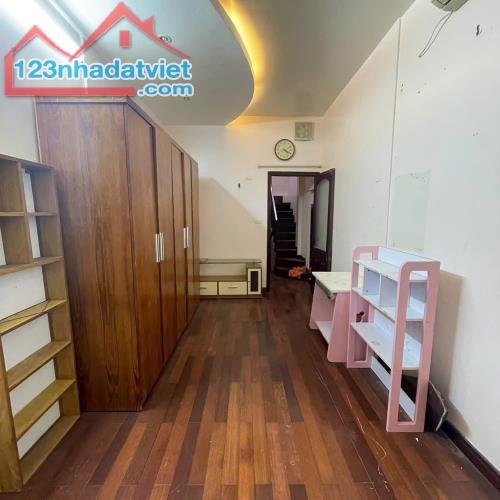 CẦN BÁN GẤP NHÀ 25M, XÂY 4 TẦNG, GIÁ 5.3 TỶ PHỐ ĐỘI CẤN, BA ĐÌNH, HÀ NỘI. - 3