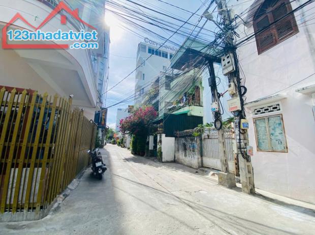 Nhà cách biển 250m TTTP, DT 70m ngang 7, phường Lộc Thọ - 2
