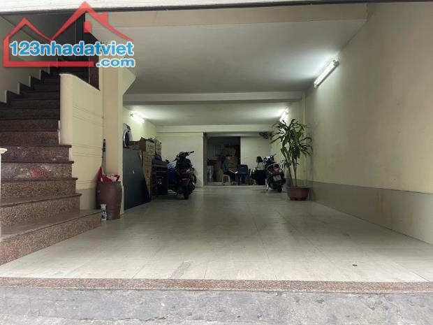 ⚜️ Nhà Mặt phố Đội Cấn, Ba Đình 78m2 6T Thang máy, MT 5m, Chỉ 35 Tỷ ⚜️ - 3