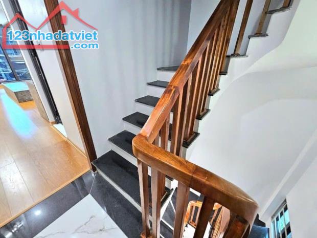 Bán nhà lạc long quân tây hồ hà nội 40 m 6 tỷ mặt tiền 4 m