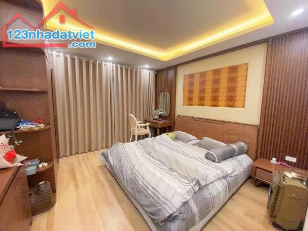 🔥🔥10 TỶ SỞ HỮU NHÀ THẠCH BÀN-48m2- GARA Ô TÔ - THANG MÁY - FULL NỘI THẤT- NGÕ THÔNG -KIN - 2