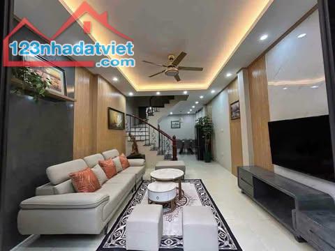 🏡 BÁN NHÀ ĐẸP – NGỌC THỤY, LONG BIÊN – 42m² x 4 TẦNG – FULL TIỆN ÍCH – NỘI THẤT SANG TRỌN