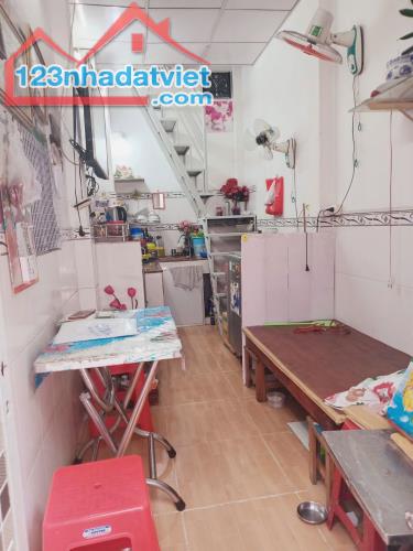 Bán nhà Bùi Thế Mỹ, P10, Tân Bình, gần Lạc Long Quân, 2 tầng, chỉ hơn 1 tỷ - 1