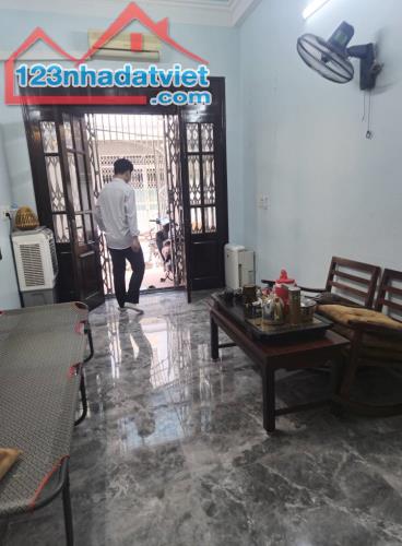 Bán gấp nhà  đội văn trại chuối, Hồng Bàng,HP. 3,3 tỷ, 50m2, 2 tầng. - 5