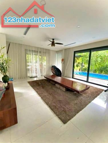 BIỆT THỰ - LÔ GÓC - MẶT SÔNG - BỂ BƠI RIÊNG - THANG MÁY - VINHOME RIVERSIDE - LONG BIÊN. C - 1