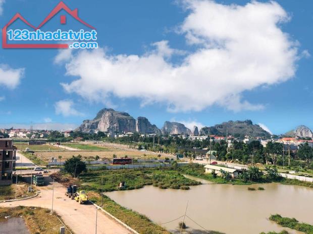 Đất nền hướng Đông Nam Khu đô thị Núi Long - Vị trí đắc địa, giá tốt