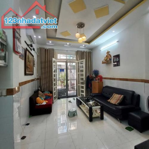 Nhà hẻm xe hơi đường Nghĩa Phát, phường 6, Quận Tân Bình - 1