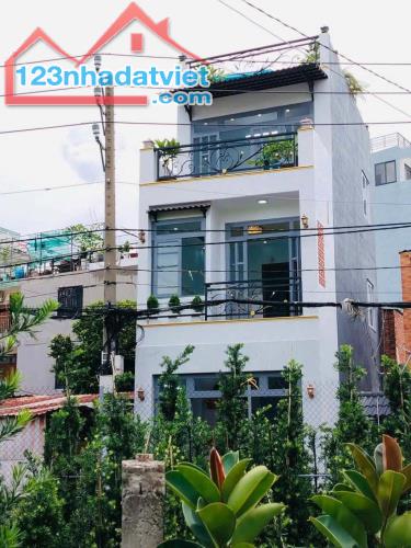 Bán nhà 3.5 tấm Phan Huy Ích p12 gò vấp.xe hơi đỗ cửa chỉ 4.2 tỷ