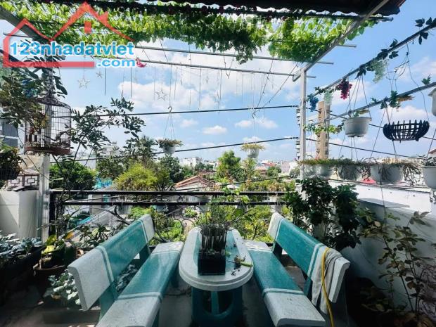 Bán nhà 3.5 tấm Phan Huy Ích p12 gò vấp.xe hơi đỗ cửa chỉ 4.2 tỷ - 4