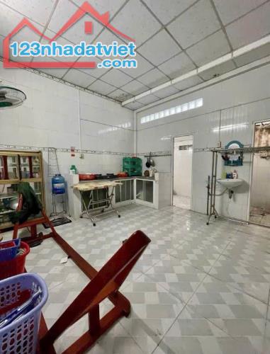 Giá Sốc Giảm sâu Giá 870tr Sổ Hồng Riêng Sẵn 128m2 ở Bà Điểm 6  Hóc Môn chủ ngộp bán nhanh - 4