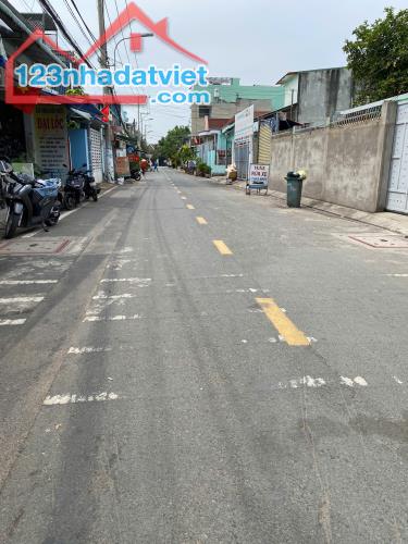 Lô đất mặt tiền đường 7 long trường DT 124m giá đầu tư