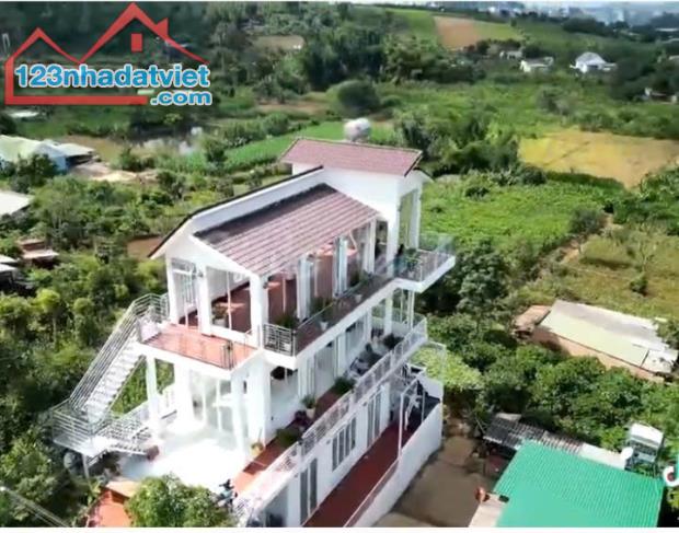 BÁN GẤP NHÀ VƯỜN GẦN ĐÀ LẠT - 4,5 tỷ - rộng 3656m2 - có 400m2 thổ cư - 1