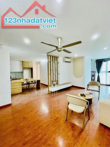 Bán căn hộ chung cư VNT Tower Nguyễn Trãi, Thanh Xuân, siêu đẹp, 109m2, 8.3 tỷ còn thương