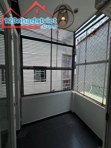 🌹🎯 PHƯỜNG 7- BÀNH VĂN TRÂN- VIP 2 TẦNG- MỚI VÀO Ở NGAY - DT 29M2 - NHỈNH 4 TỶ 🌹 - 2