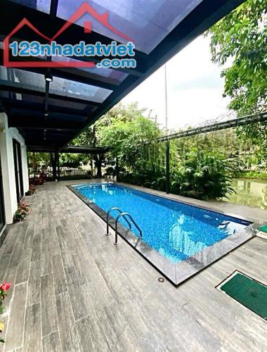 Bán biệt thự lô góc Hoa Sữa Vinhome Riverside Long Biên rộng 600m view sông có bể bơi - 1