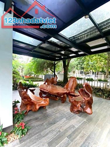 Bán biệt thự lô góc Hoa Sữa Vinhome Riverside Long Biên rộng 600m view sông có bể bơi - 3