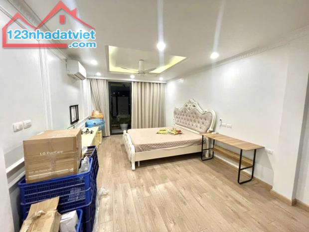 BÁN NHÀ PHÂN LÔ TRẦN ĐẠI NGHĨA – 6 TẦNG THANG MÁY – Ô TÔ ĐỖ CỬA – GIÁ 13 TỶ - 2