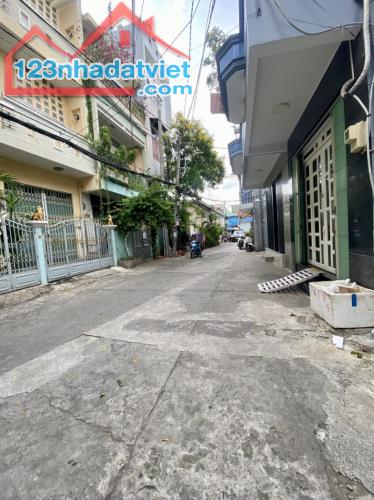 SÁT HXT - 2 TẦNG 46M2 - 3,7X12M - PHẠM THẾ HIỂN P5 QUẬN 8 GẤP BÁN GIẢM 200TR - CHỈ 4.9 TỶ