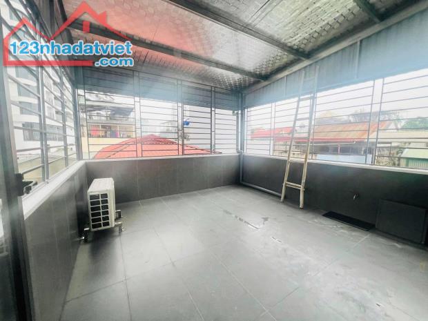 SIÊU PHẨM NHÀ VIP ĐỘI CẤN - 6 TẦNG - THANG MÁY HIỆN ĐẠI - GIÁ CỰC SỐC !!! - 4