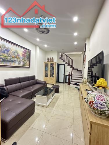 Tây Hồ- Nhật Tân-Ngõ thông- Nhà đẹp 5 tầng- 39m- 6.5 tỷ - 1