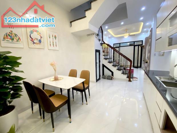 Siêu Phẩm Chợ Khâm Thiên, Đống Đa 40m2, 3 Thoáng, Chỉ 6.85 tỷ - 2