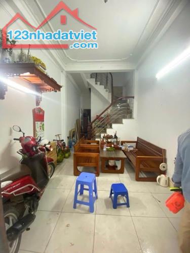 Bán nhà phân lô VIP Mạc Thái Tổ, Cầu Giấy – 40m² – 4 tầng – Ô tô tránh – Giá 15 tỷ - 2