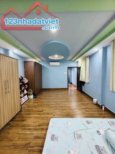CHỦ GẤP BÁN GIẢM CHÀO 1 TỶ --HƯƠNG LỘ 2 --73M2--HXT--GIÁ CHỈ :5.15 TỶ (TL) - 1