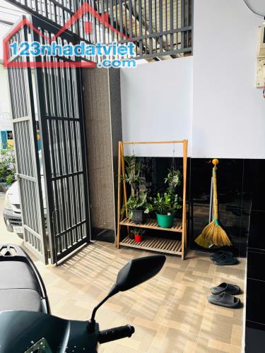 CHỦ GẤP BÁN GIẢM CHÀO 1 TỶ --HƯƠNG LỘ 2 --73M2--HXT--GIÁ CHỈ :5.15 TỶ (TL) - 3