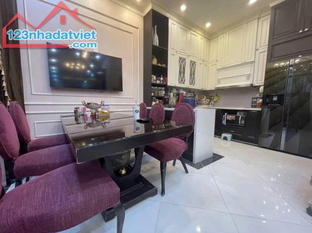 BÁN NHÀ PHÂN LÔ GIẢI PHÓNG – 79m² 5 Tầng Mt6m – THANG MÁY – Ô TÔ – 25,x TỶ- 0795986686 - 2